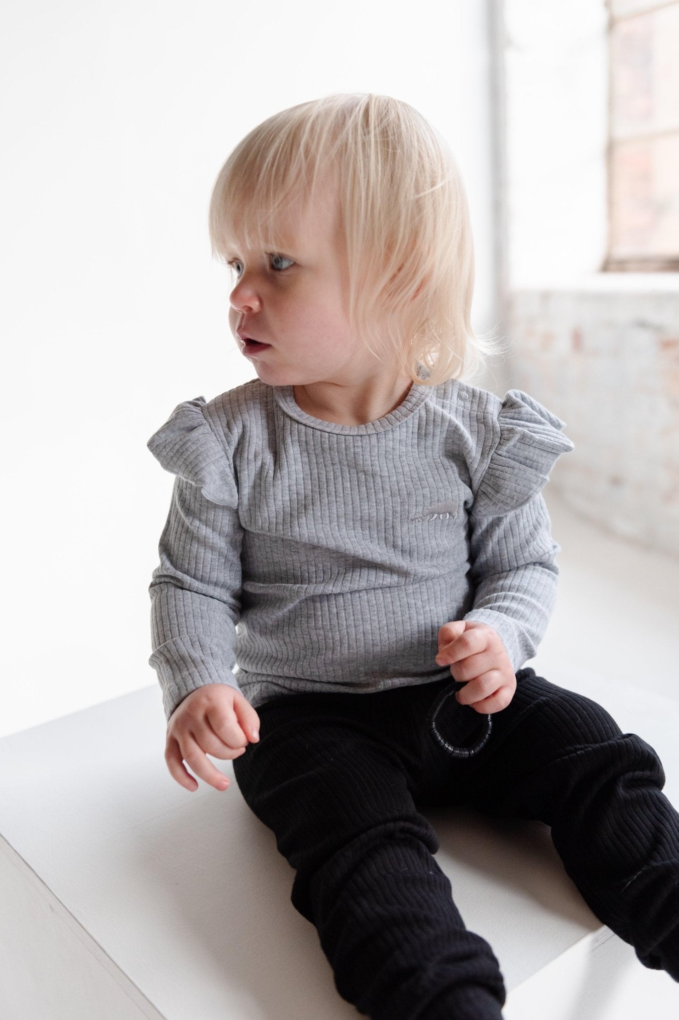 Grey Frill Ribbed Long Sleeve Top - ClayBearOfficial 