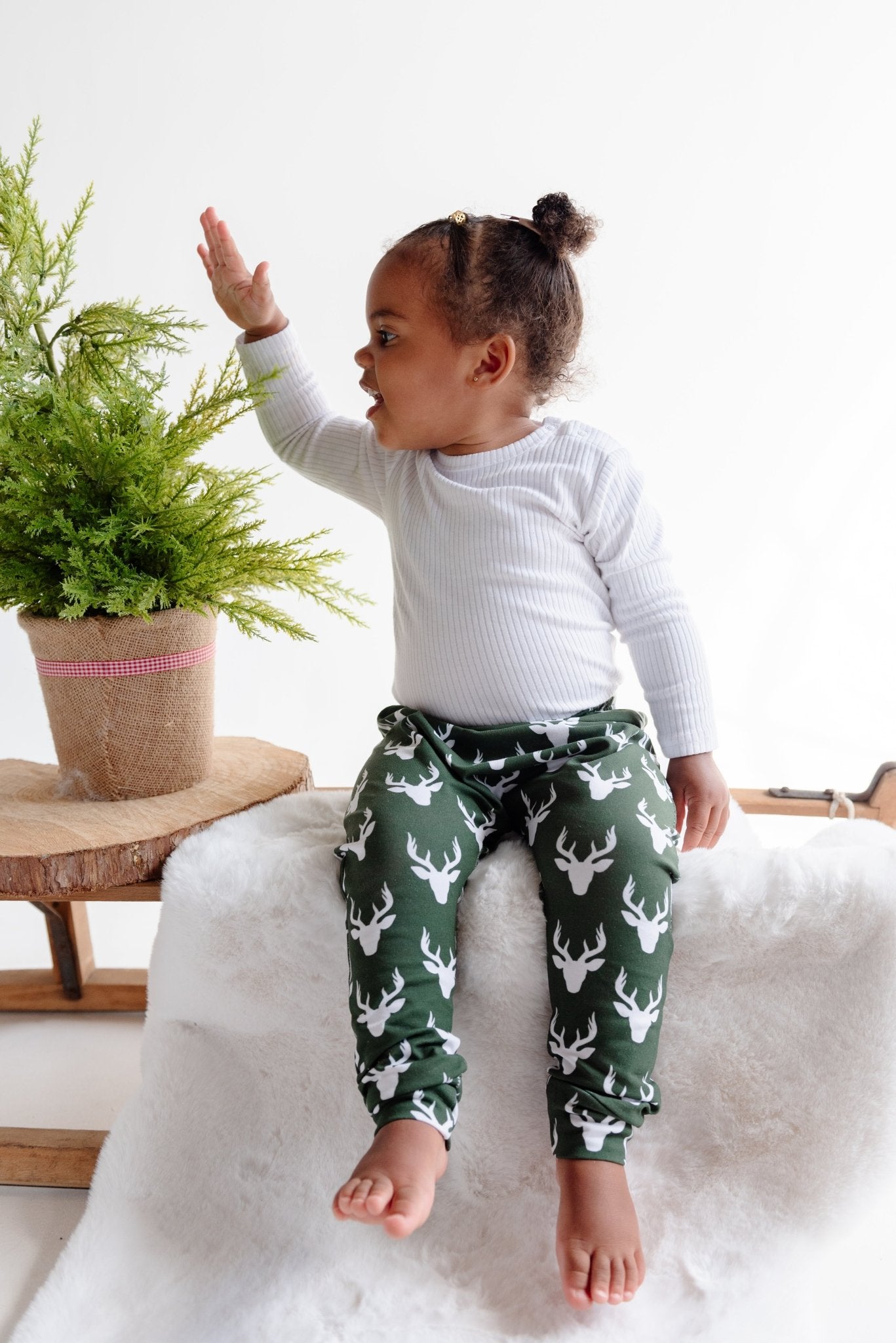 2023 Dark Green Stag Leggings